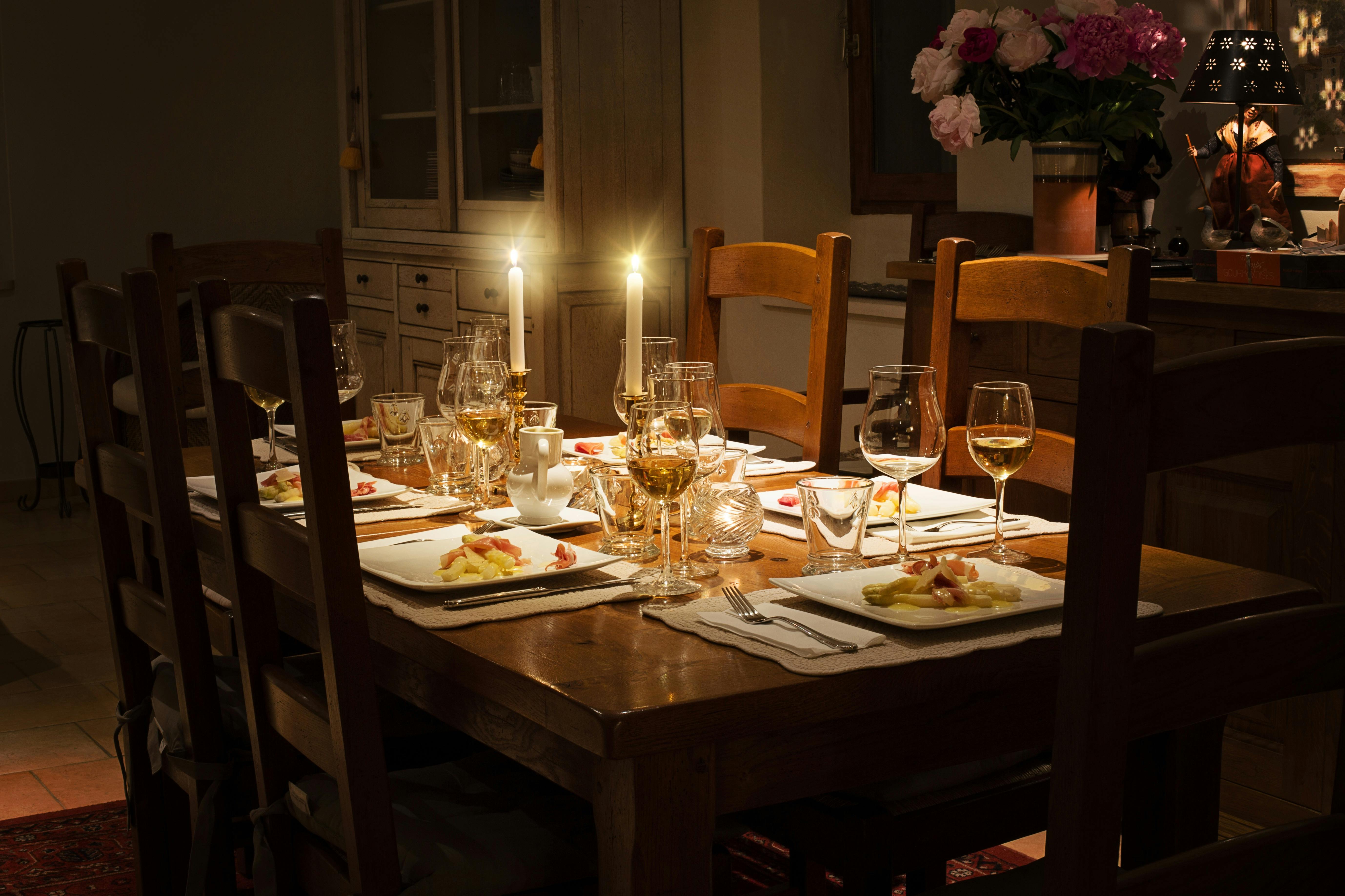 A table set for dinner | Source: Pexels