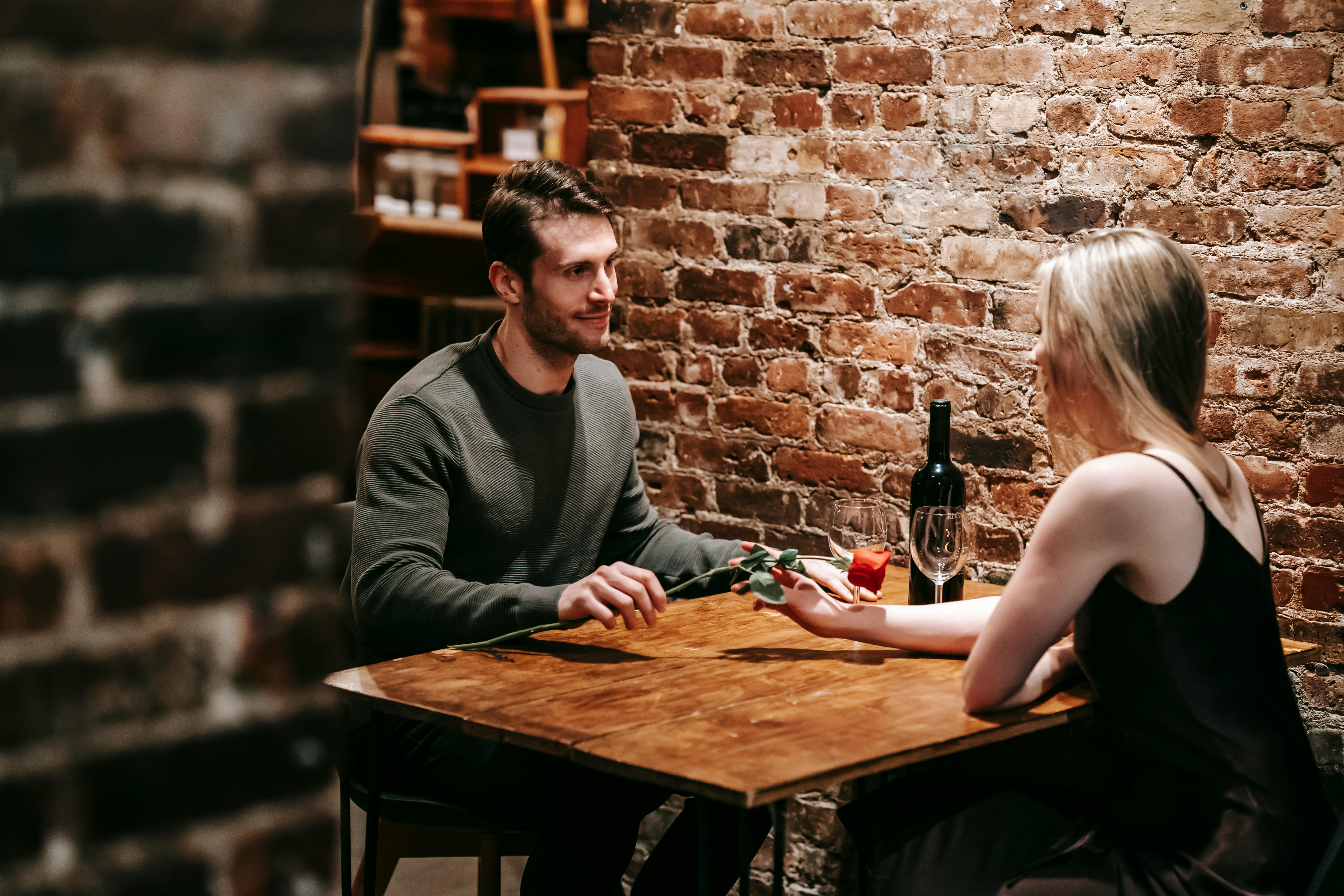 Jess and Stewart at the upscale restaurant | Source: Pexels